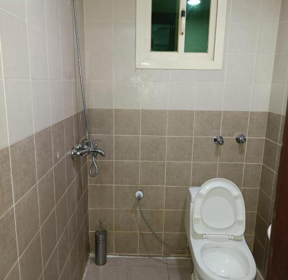 شقق الملتقي