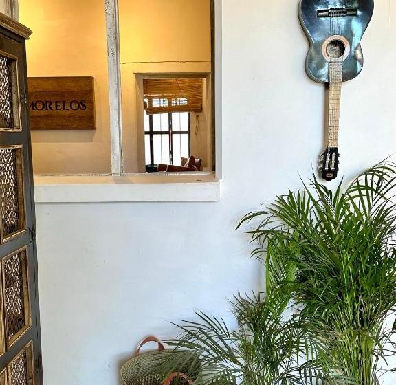 فندق صغير Baja House