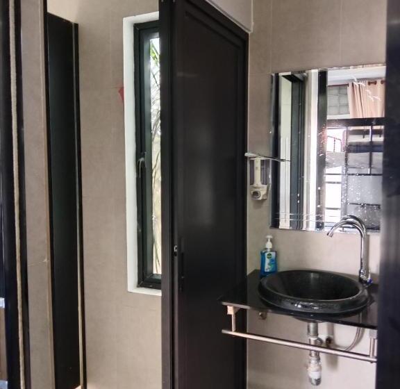 הוסטל Cosmos Guesthouse Snack Bar