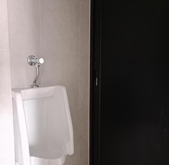 הוסטל Cosmos Guesthouse Snack Bar