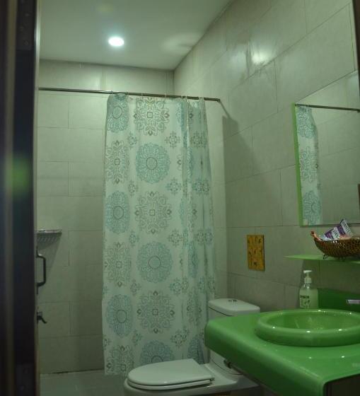 הוסטל Cosmos Guesthouse Snack Bar