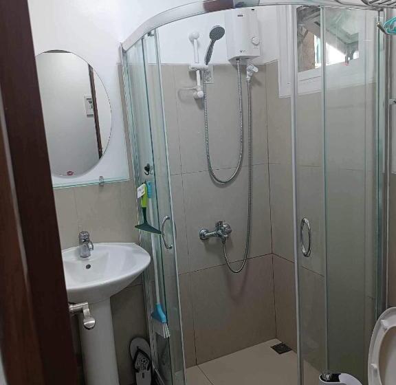 Avery Condo Suite At The Beacon Makati