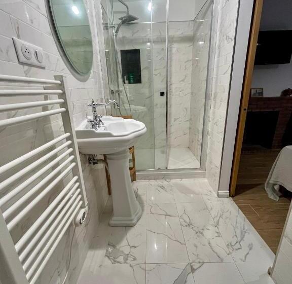 민박 A Casa Carbinesa