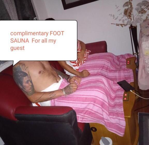 Bed and Breakfast Affordable Bedspacer Good For 8 With Breakfast