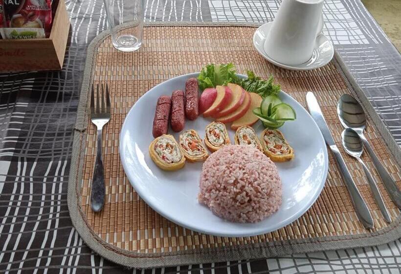 Bed and Breakfast Affordable Bedspacer Good For 8 With Breakfast