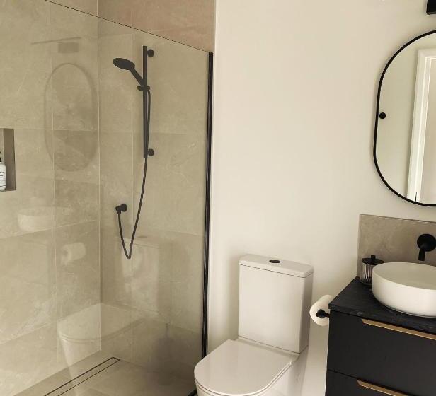 צימר Ahuru House