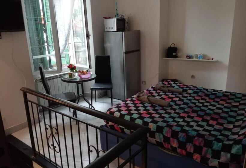 ベッドアンドブレックファースト Alma