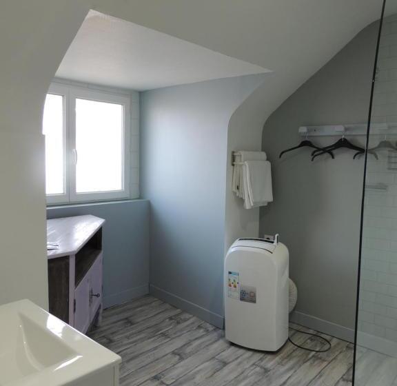 مبيت وإفطار Au Charme D Antan/ Notre Heure