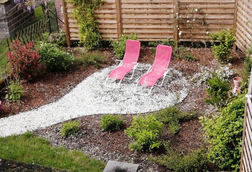 مبيت وإفطار Au Charme D Antan/ Notre Heure