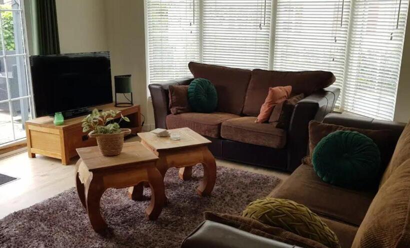 צימר Chalet Staelduinse Bos