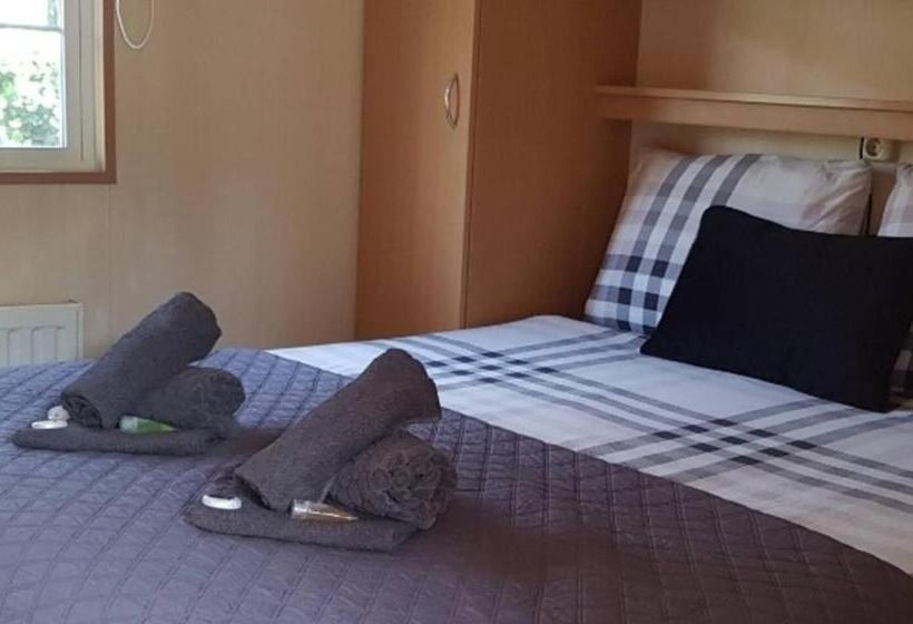 צימר Chalet Staelduinse Bos