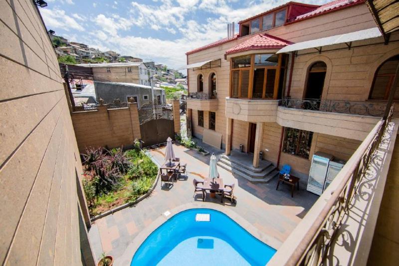 민박 Lovely Home With Pool