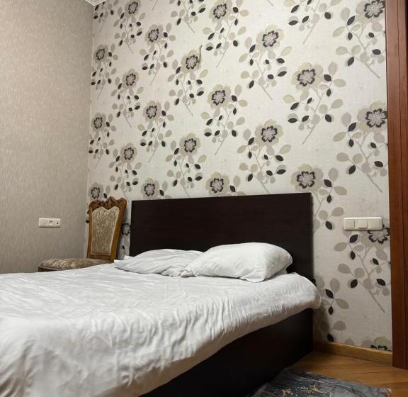 민박 Lovely Home With Pool