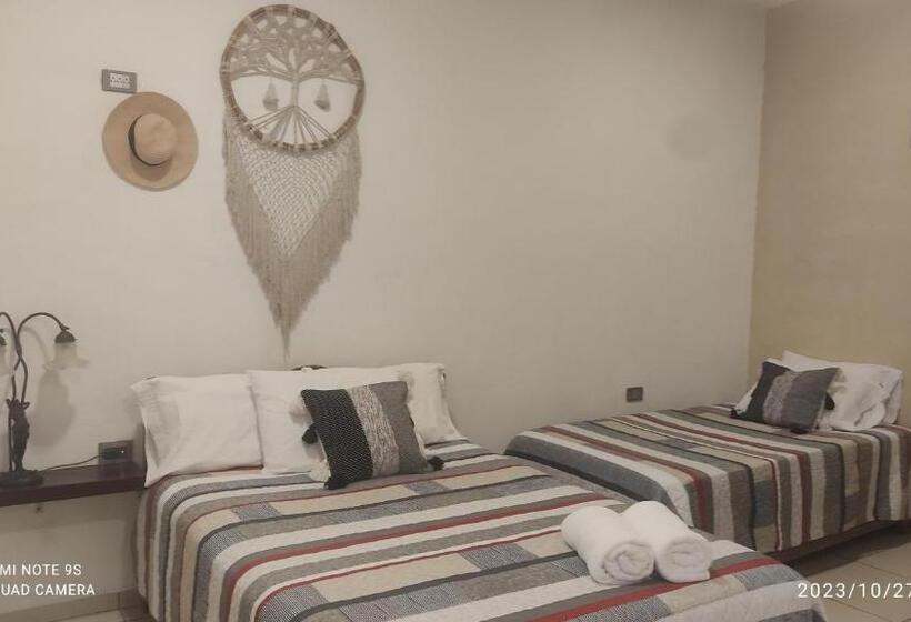 مبيت وإفطار Quinta Rosita