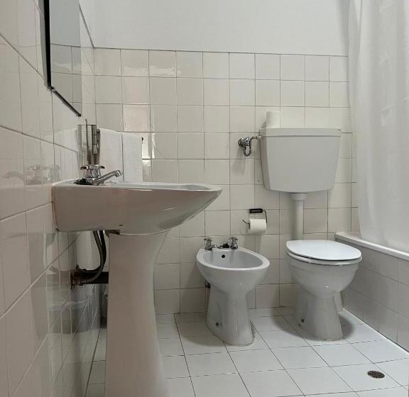 住宿加早餐  Romeu