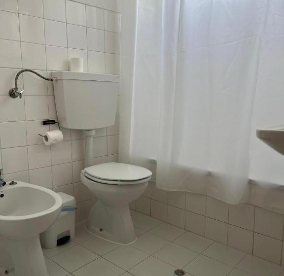 住宿加早餐  Romeu