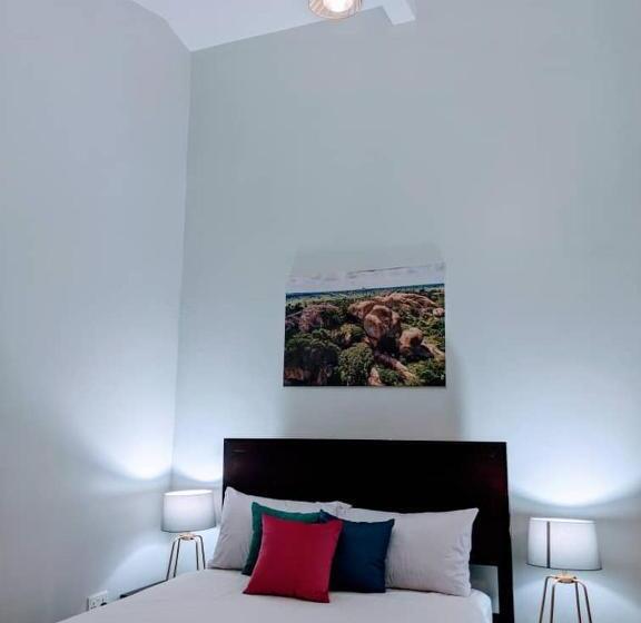 تختخواب و صبحانه Royal Xperience