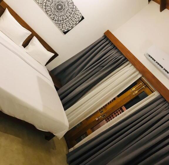 צימר Tea Library Hikkaduwa