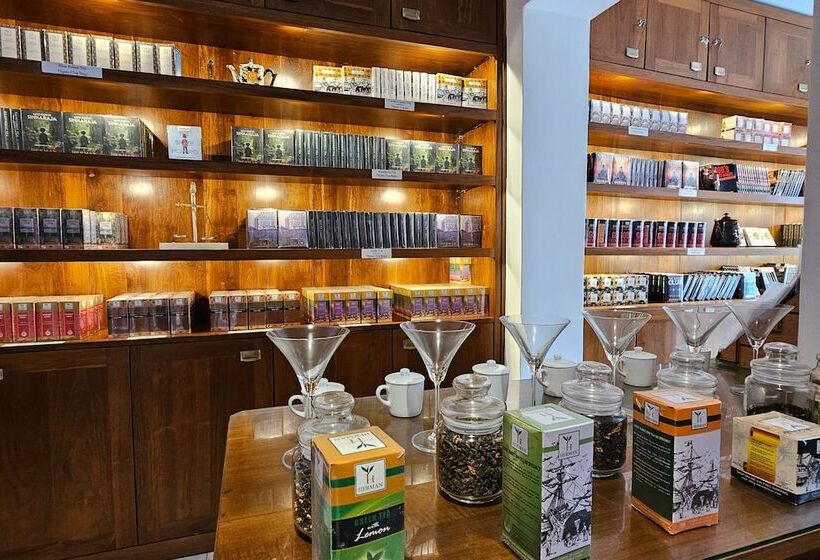צימר Tea Library Hikkaduwa