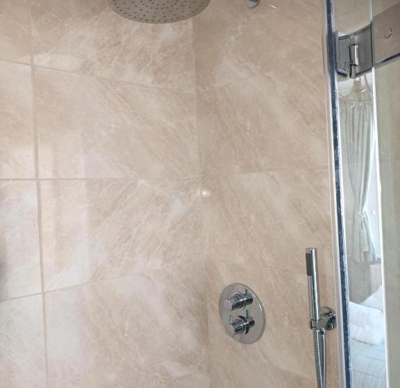 مبيت وإفطار The Mount