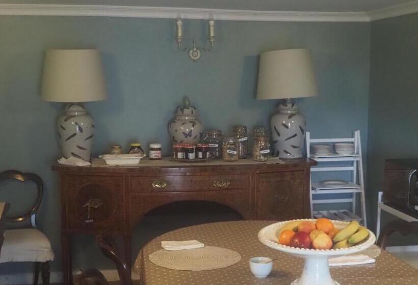 مبيت وإفطار The Mount