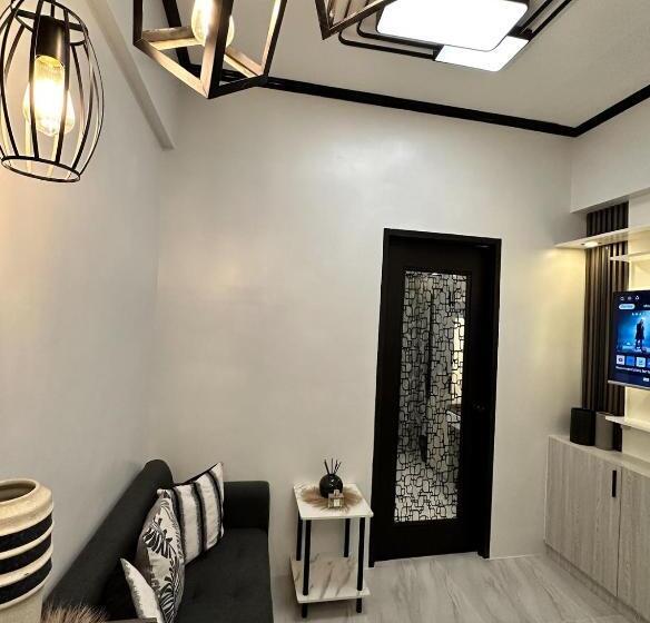 Condominium Paranaque Aesthetic Vibes! Airport