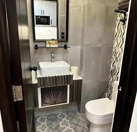 Condominium Paranaque Aesthetic Vibes! Airport