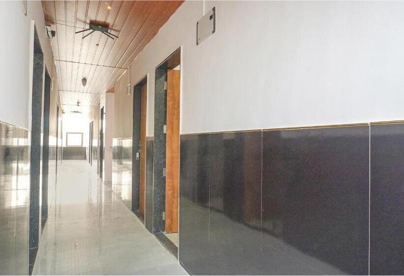 Fabhotel Prime Esta Inn Nr Twin Tower, Viman Nagar