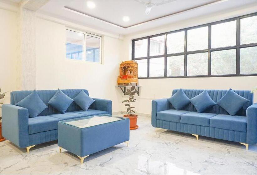 Fabhotel Prime Esta Inn Nr Twin Tower, Viman Nagar