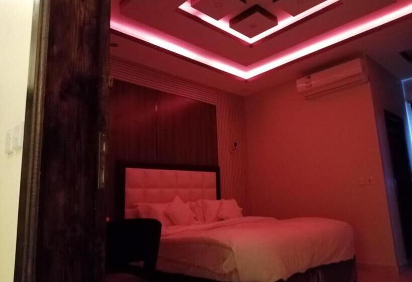 Hotelli واحة دار السلام للشقق المخدومة الجوف دومة الجندل