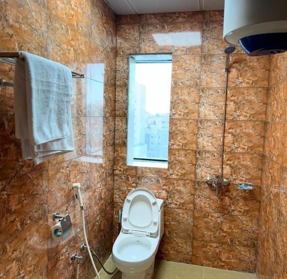 فندق بولاريس للشقق المخدومه