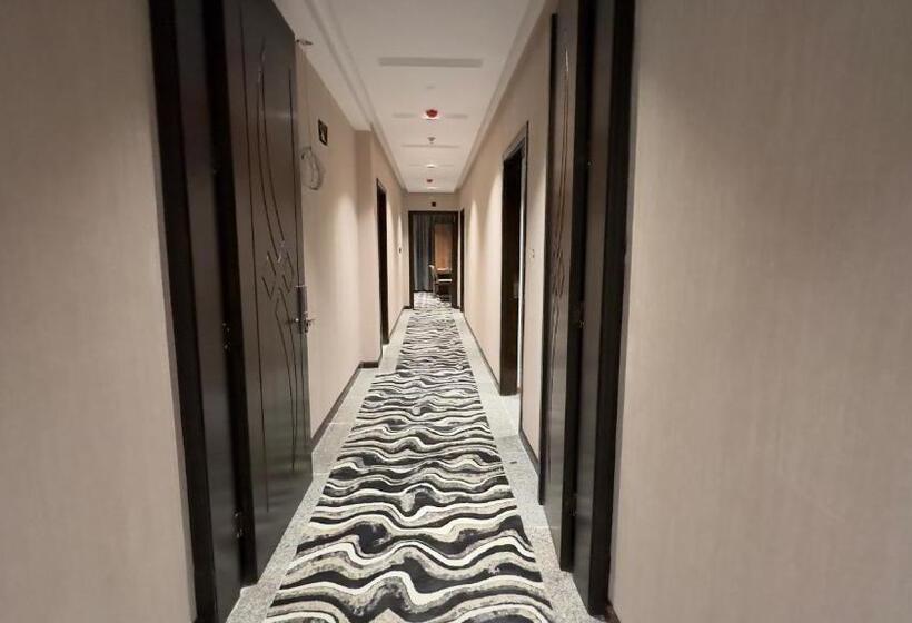 فندق ملتزم الكرم