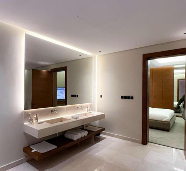 Отель شاليهات نفلة