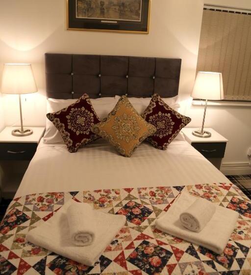 בית מלון כפרי 4 Sisters Inn