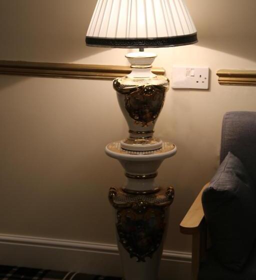 בית מלון כפרי 4 Sisters Inn