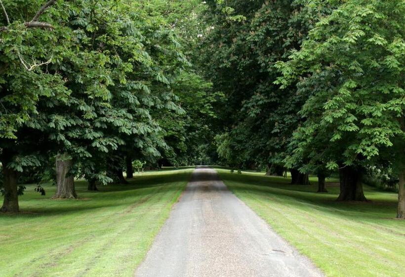 בית מלון כפרי 4 Sisters Inn