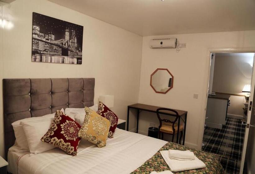 בית מלון כפרי 4 Sisters Inn