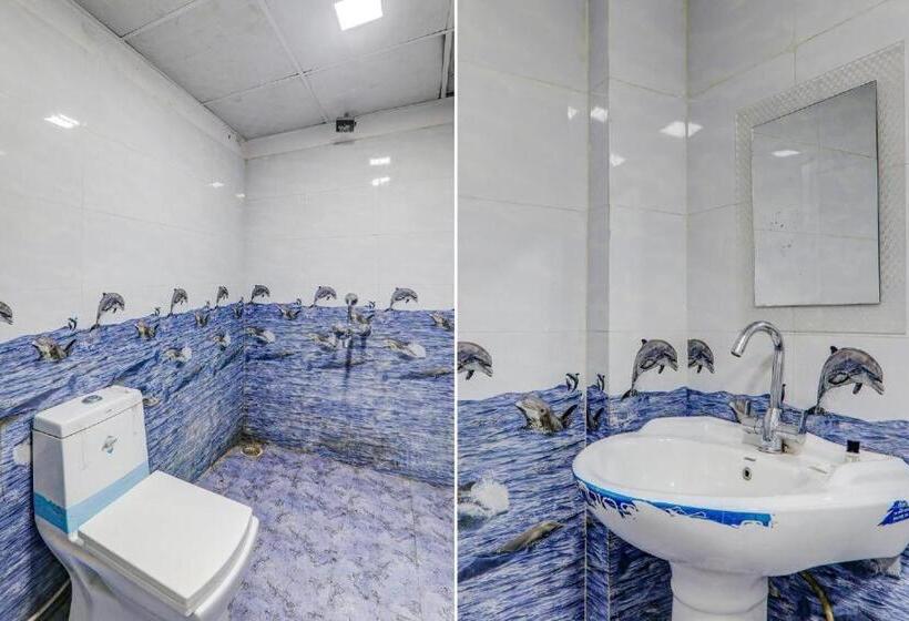 Отель A One Prime