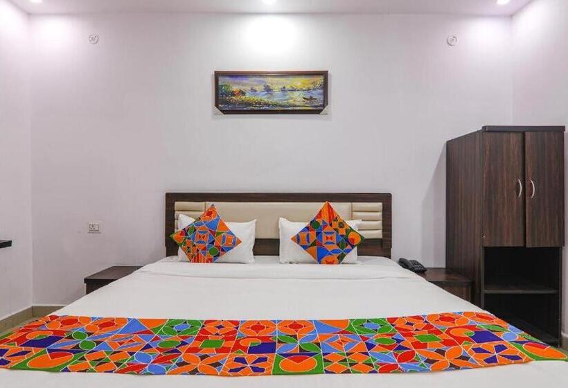 Отель A One Prime