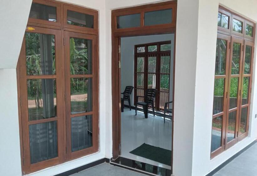 ホテル Astral Residence