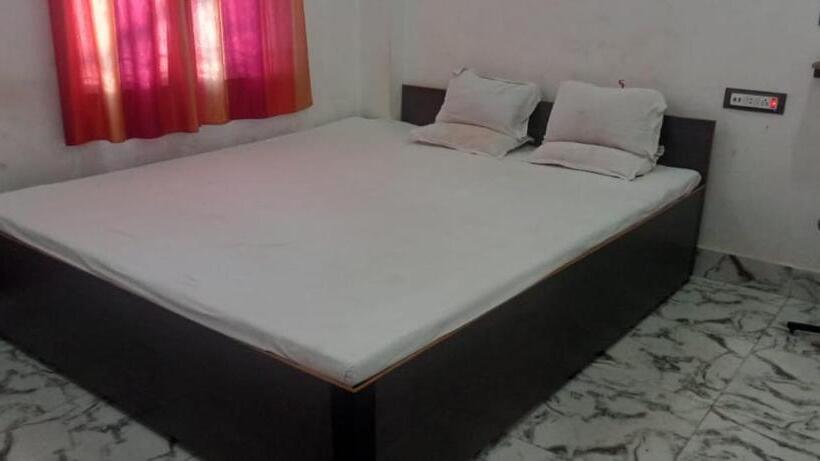 فندق Baidyanath Ashram