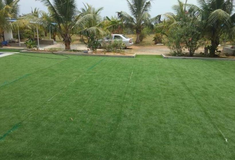 Отель Coastal Heaven Koovathur