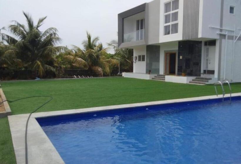 Отель Coastal Heaven Koovathur