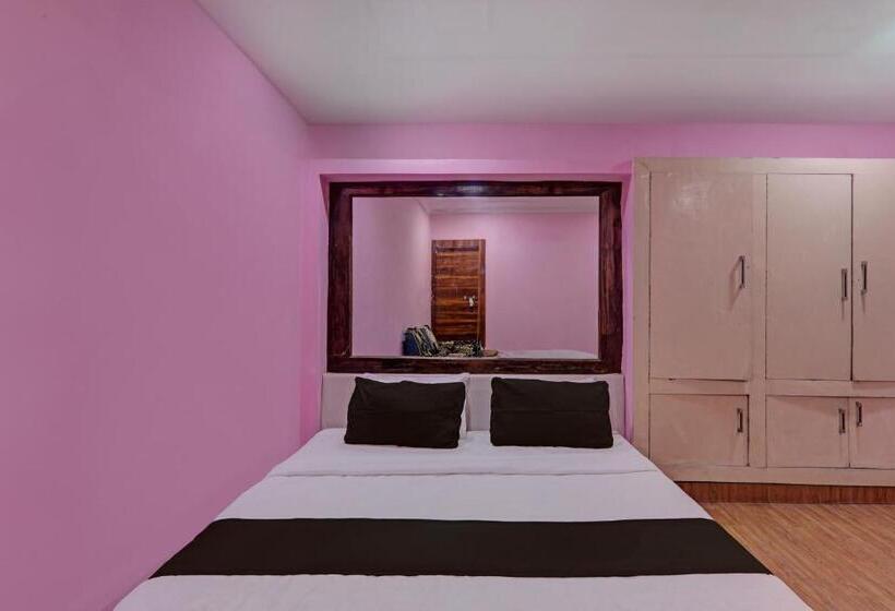 Отель Collection O Mitra Inn