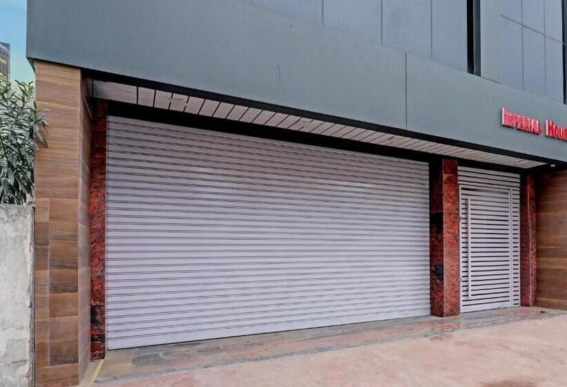 Отель Collection O Mitra Inn