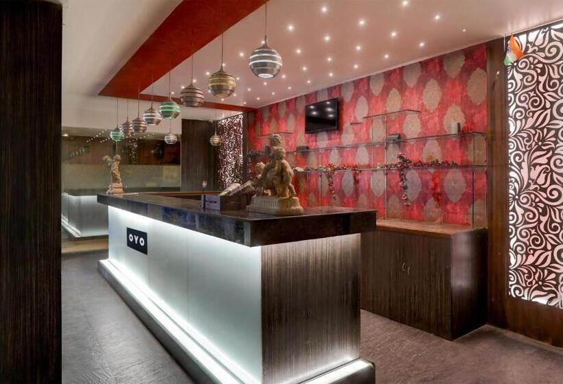 فندق Queens Resort