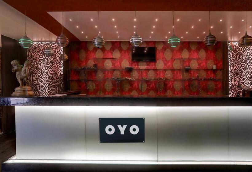 فندق Queens Resort