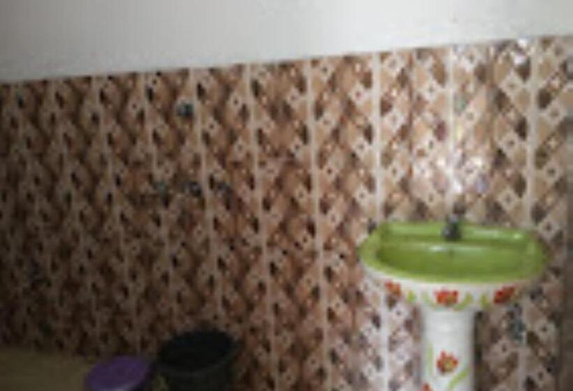 ホテル Dev Dham , Nyalsu