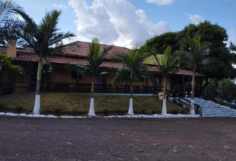 בית מלון כפרי E Restaurante Vitória