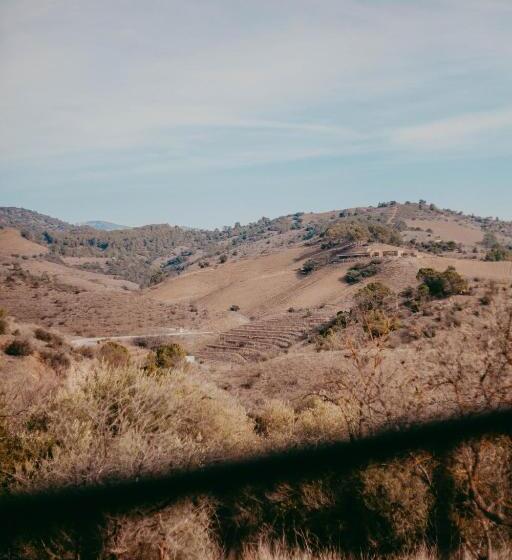 호텔 Hostal Restaurant Mussons Vins